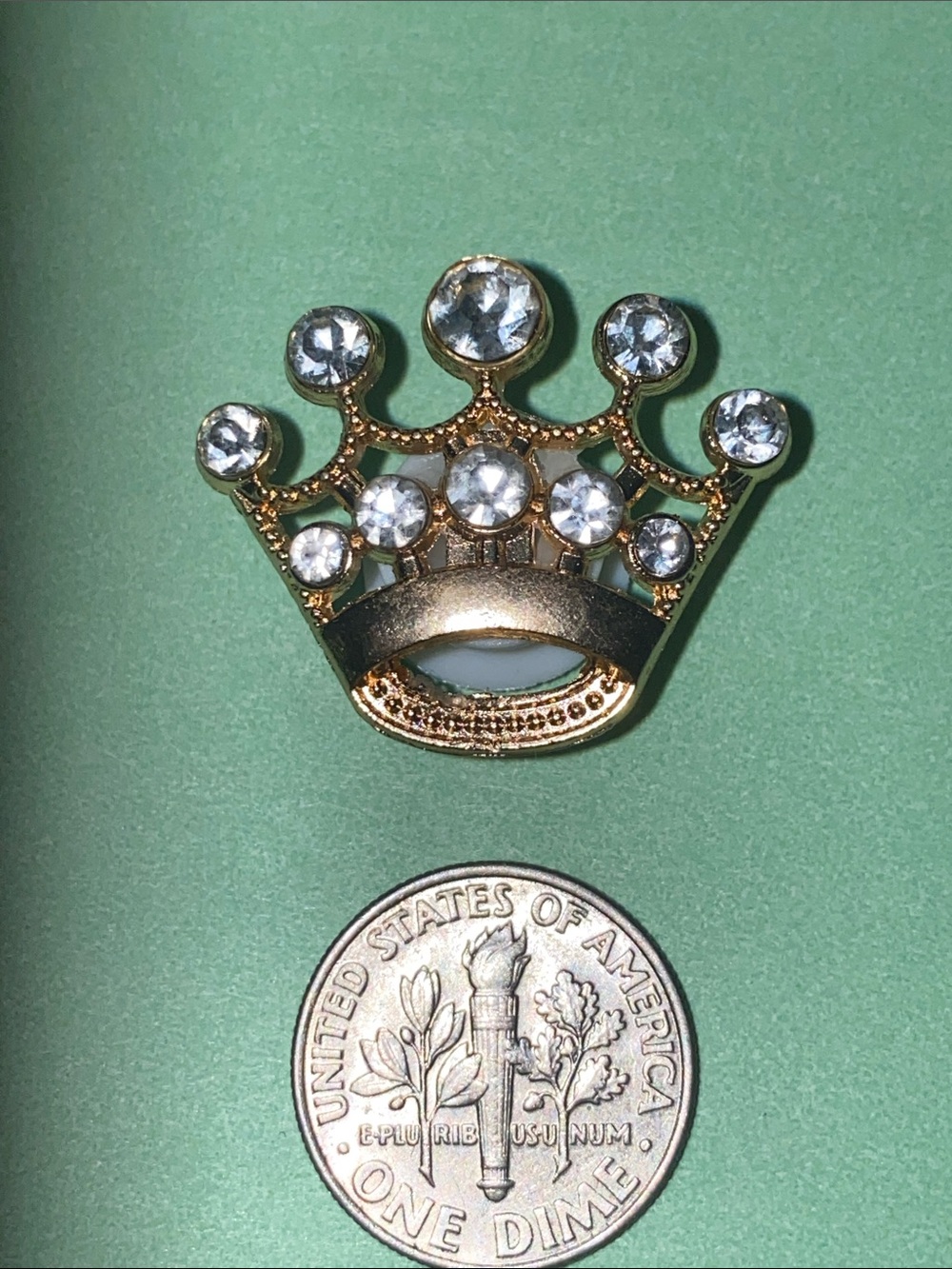 (10 for $15) Jewelry Gold Color Metal Crown w/ Rhinestones Crocs Charms